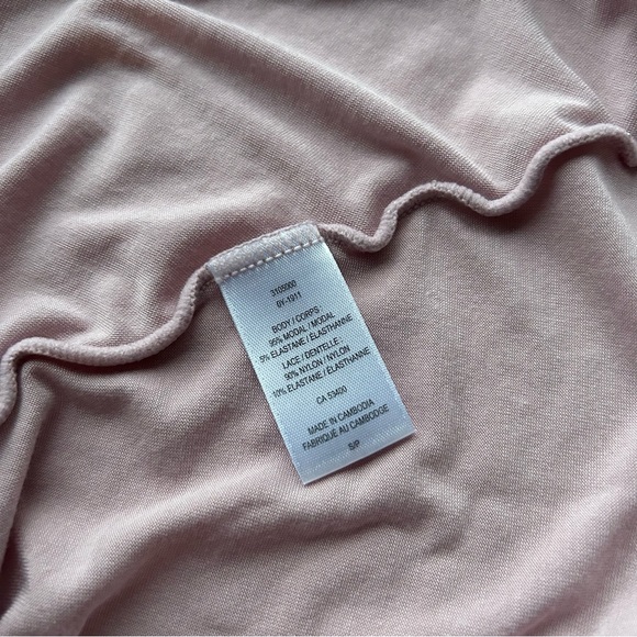 ♡ *NWOT* Black Bow Chemise - Picture 6 of 8